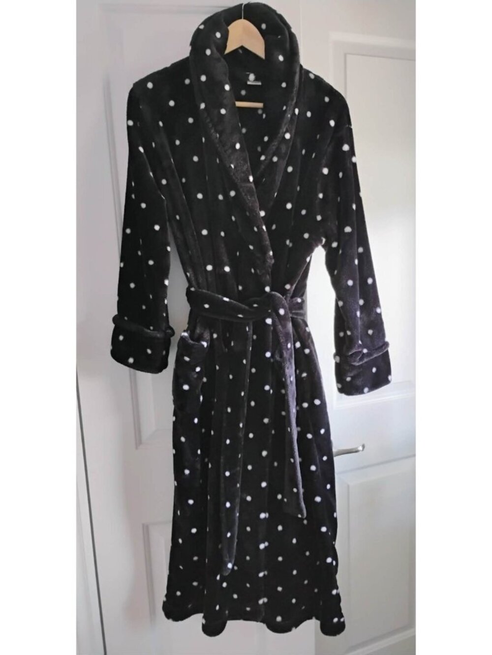 SONOMA Super Soft Plush Fleece Long Robe - Black & White Polka Dot - Size S